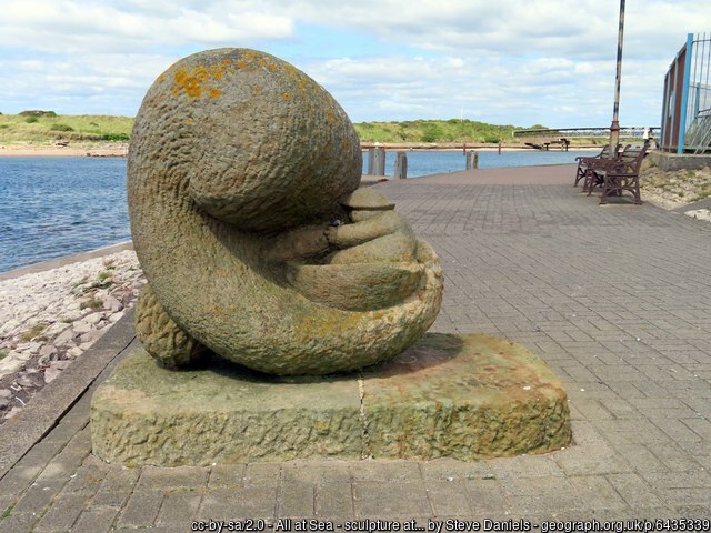geograph-6435339-by-Steve-Daniels Irvine Sea statue